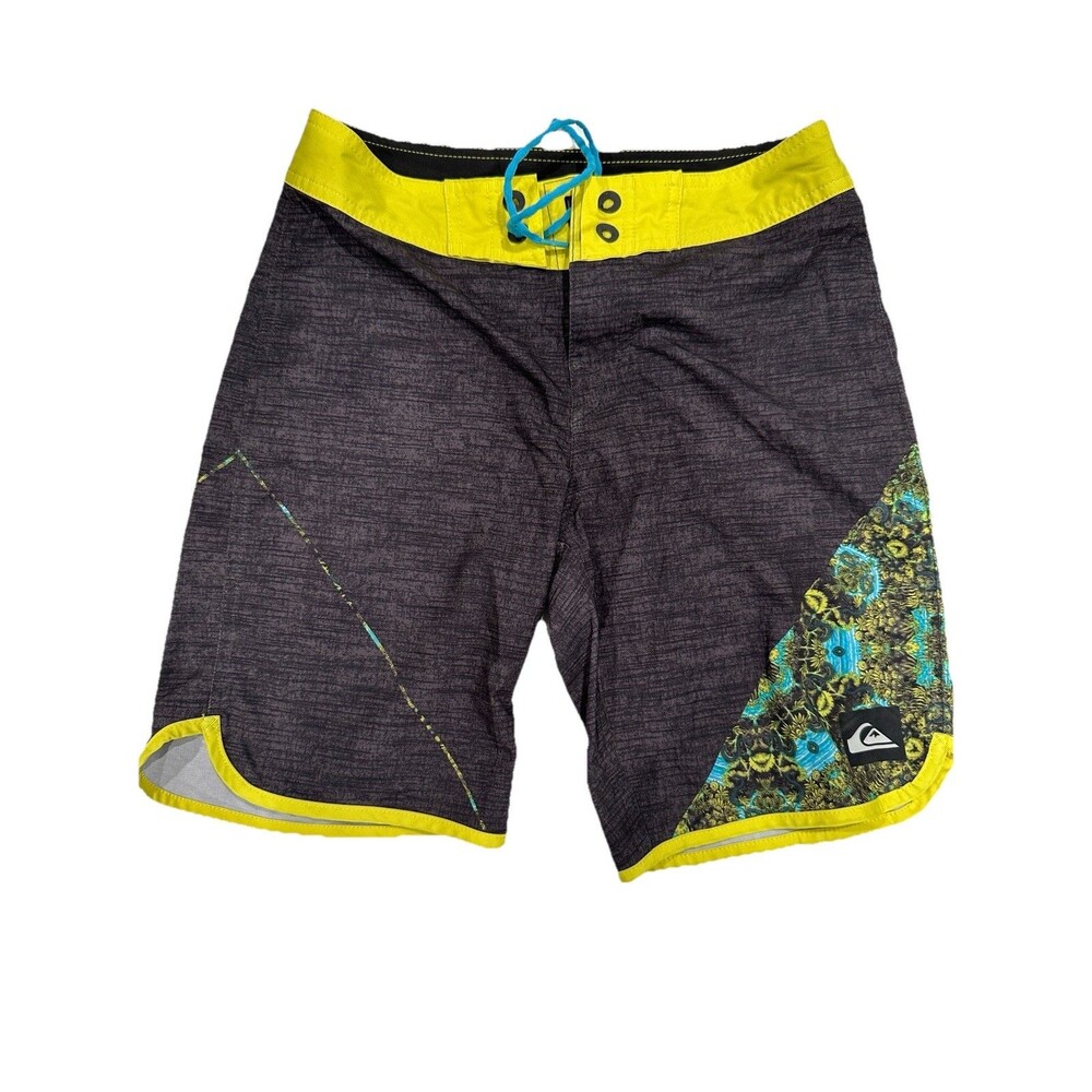 Quicksilver AG 47 Dry Flight Board Shorts Men's 26 Gray Yellow Logo